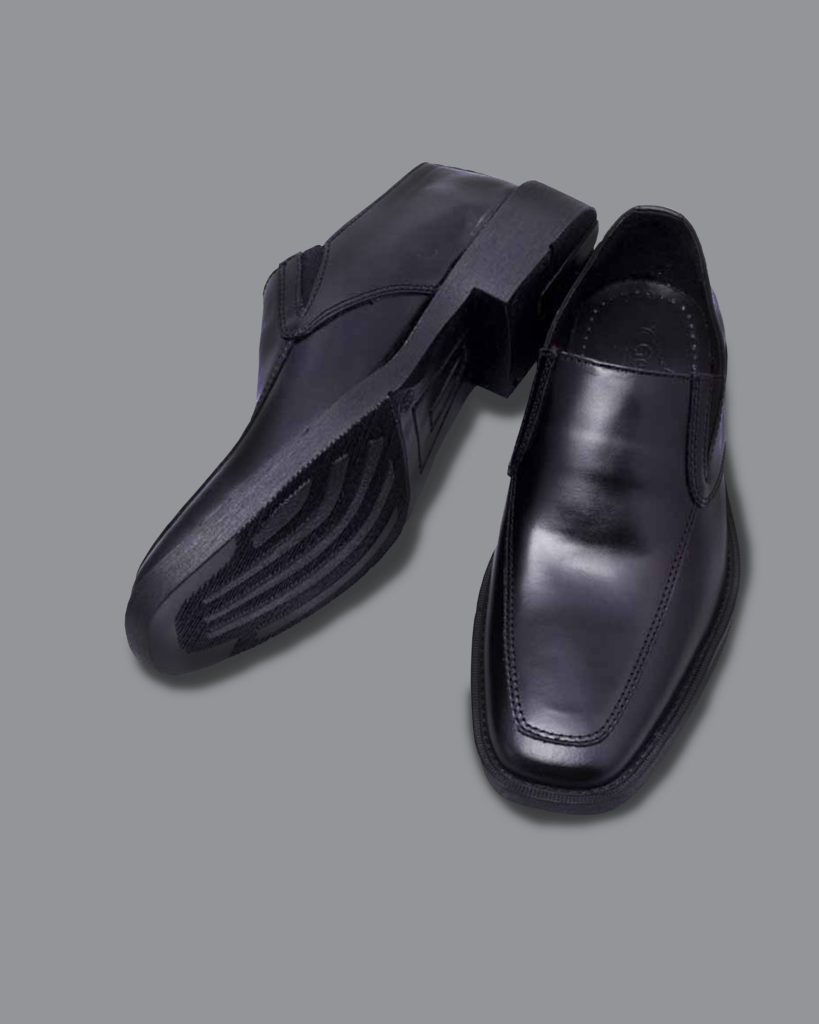 Mocasines Slip-On Ejecutivo Formal en cuero negro para hombre, Ref. 1402 suela Simon.
