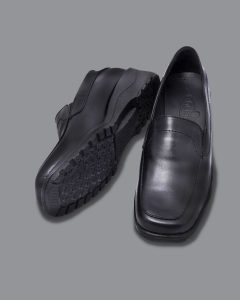 Calzado de dotación al por mayor 33 Mocasines punta cuadrada slip on para mujer ref 1214 suela luna