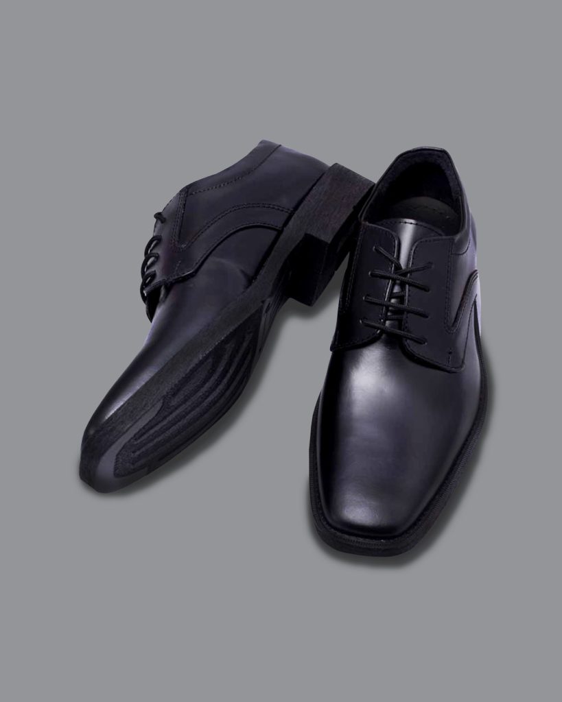 Zapato Derby para caballero modelo 1415-Simon, perfil lateral en cuero natural.
