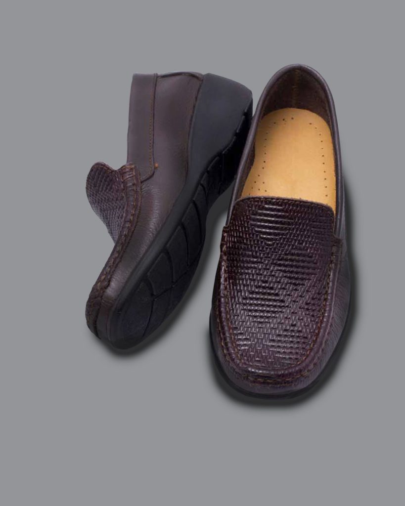 Mocasines de cuero natural grabado con suela Sofía para mujer - Referencia 2048