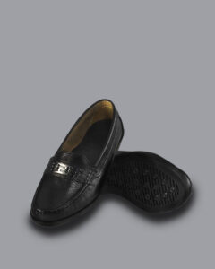Calzado de dotación al por mayor 42 zapatos mocasines con ornamento metalico en el empeine ref 376 suela juliana